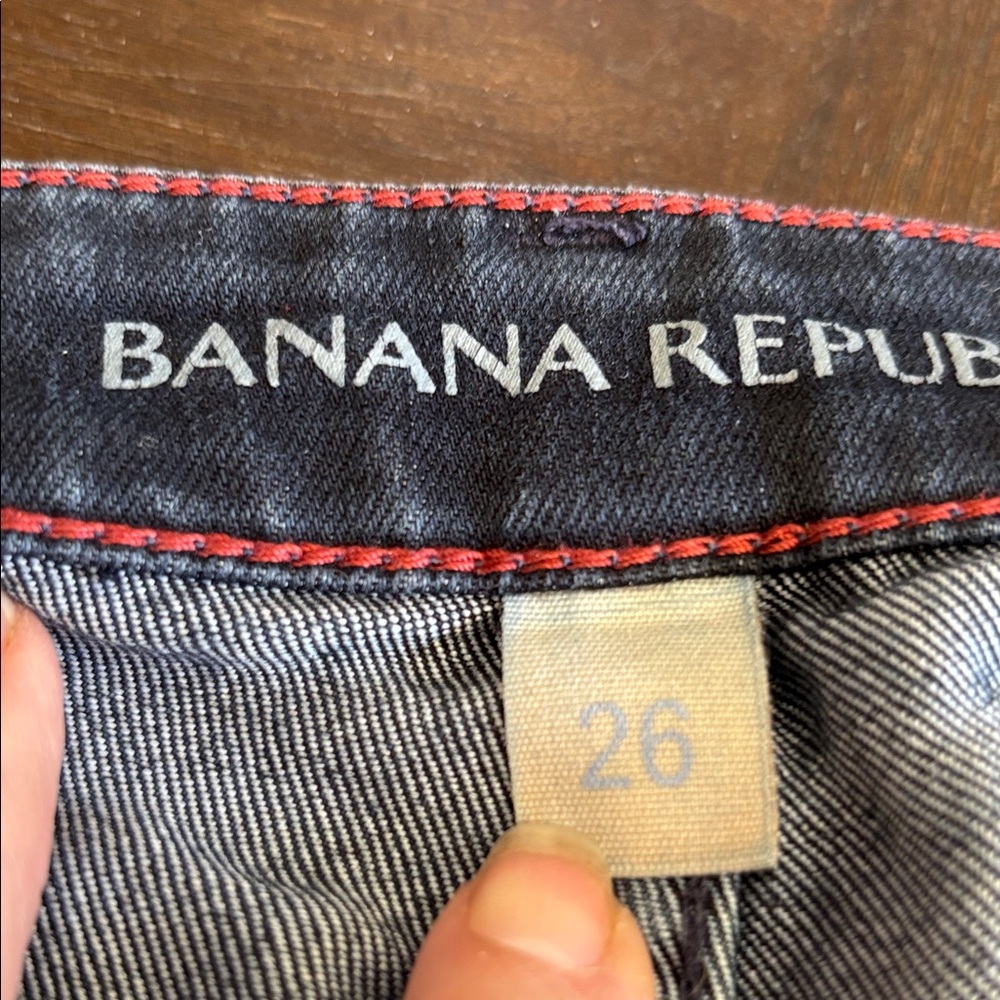 Banana Republic Women’s Skinny Jeans in Deep Indigo - Picture 3 of 5